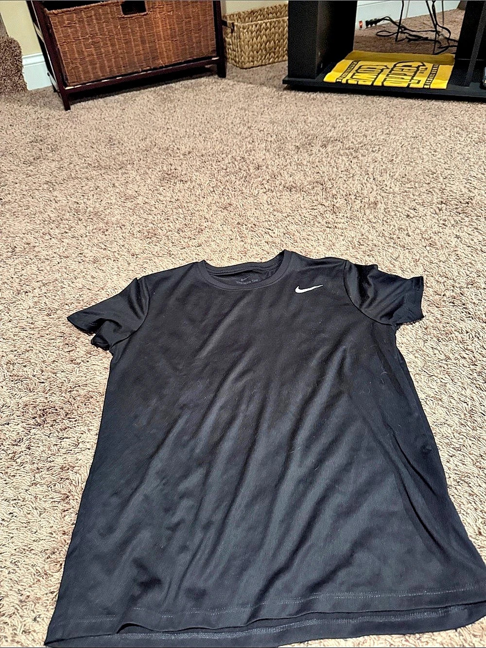 Nike The Nike Tee Dri-FIT Short Sleeve Tee Black Large